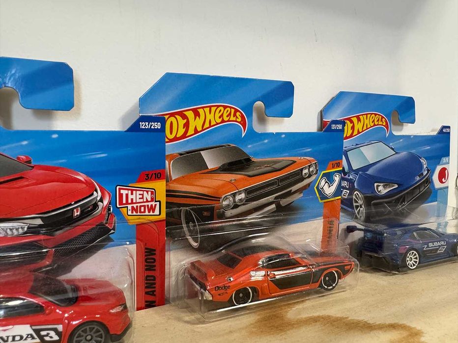 Hot Wheels колички модели хот уилс Продават Се Заедно