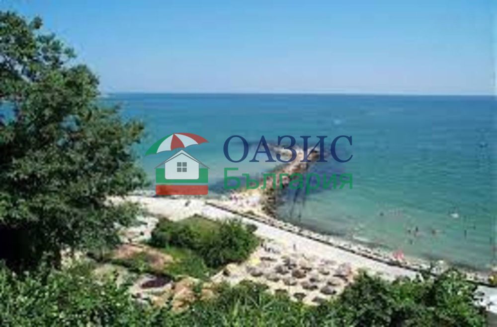Търговско помещение 90 кв. м. в кв. "Черно море", Несебър, България + Паркомясто