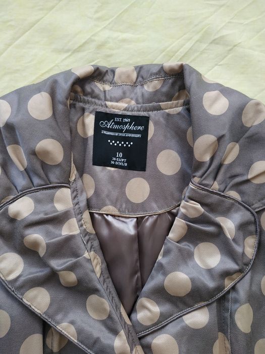 Geaca damă tip rochie cu buline crem, Atmosphere, Nr 36-38, gri-crem