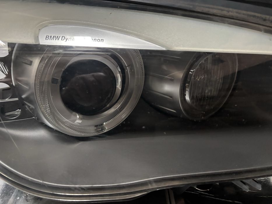 Десен фар BMW F01 dynamic xenon