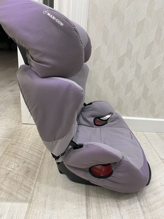 Детское автокресло maxi-cosi