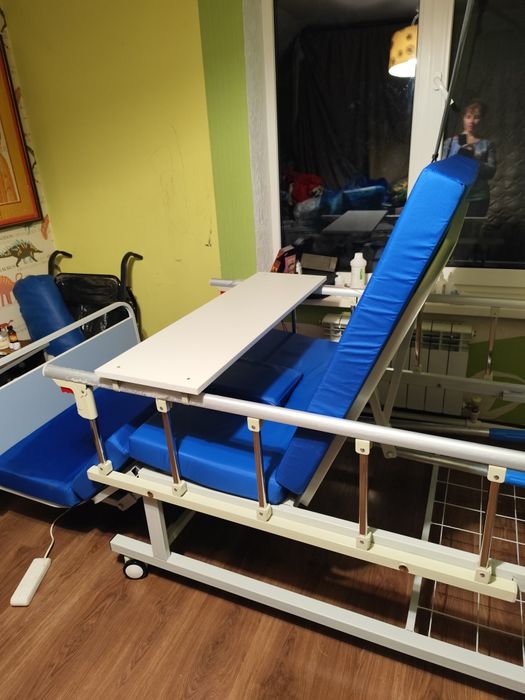 Кровать для лежачих больных