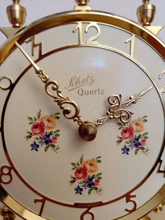 Настолен часовник с колба SCHATZ