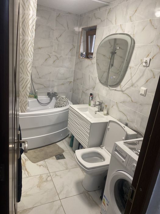 Se vinde casa cu 4 camere in Tulcea