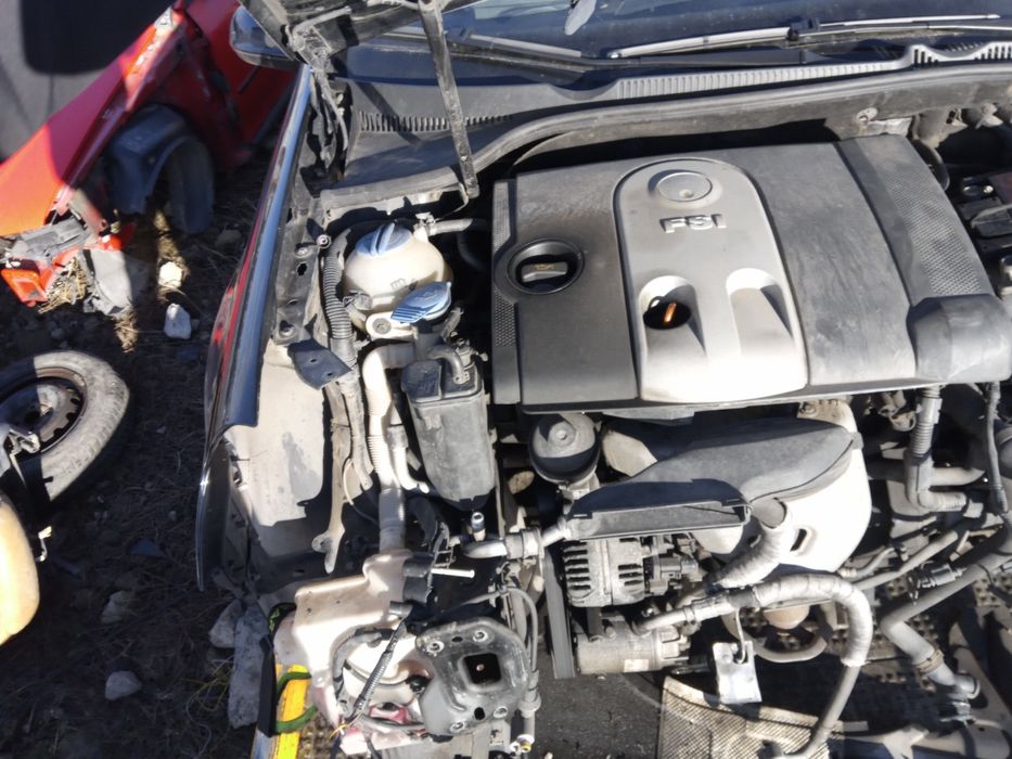 Голф 5 1.6 ФСИ на части Golf 5 1.6 FSI