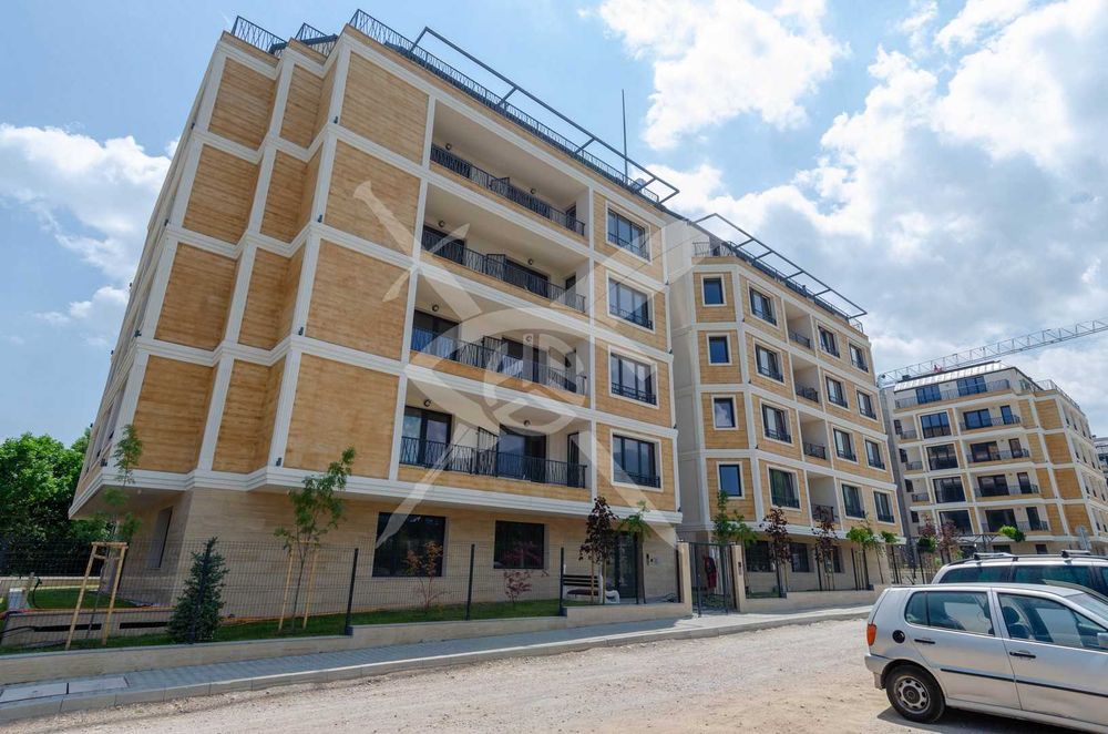 Тристаен апартамент ж.к. Студентски град № 58066