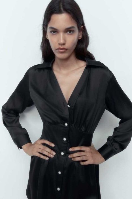 Сатенена рокля с копчета с камъчета Zara, XS