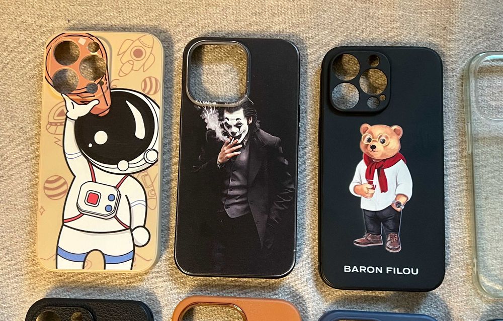 Lot de 8 huse pentru Iphone 13 Pro - stare foarte buna