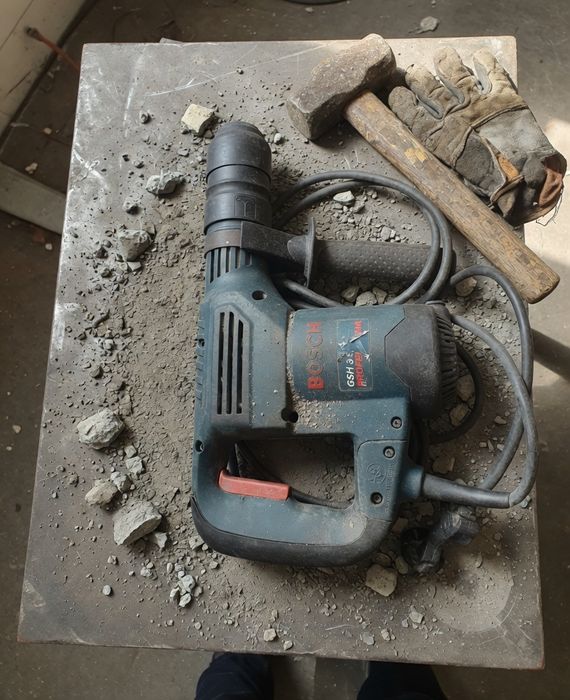 Ciocan demolator Bosch GSH 3 E