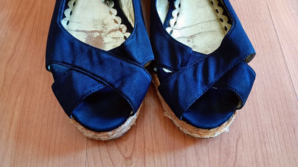 Juicy Couture сандали платформи