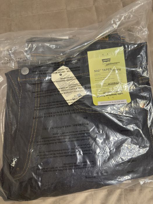 Продам джинсы Levi’s