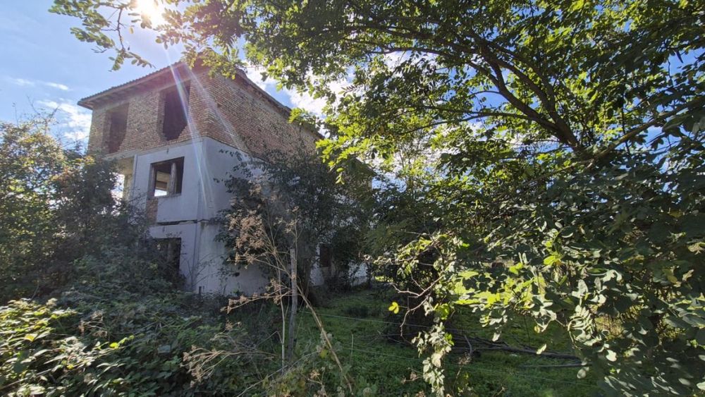 Продава се Къща в София, Гоце Делчев - 403 кв.м за 137 €/кв.м - Снимка #10