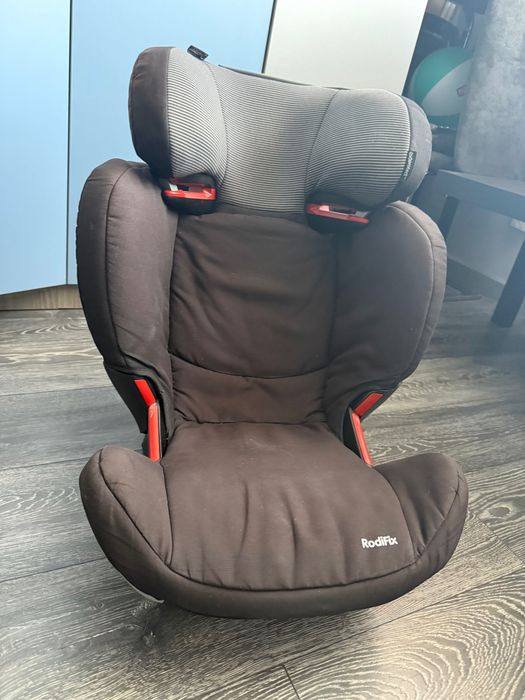Столче за кола Bebe Confort (15-36кг) RODIFIX
