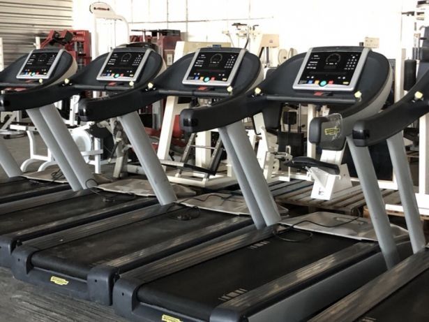 banda de alergare technogym