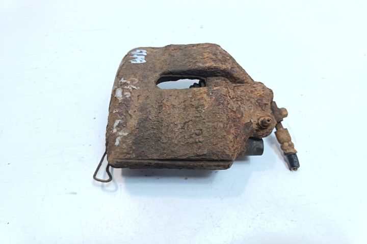 Etrier fata stanga Volkswagen VW Caddy a 3-a generatie