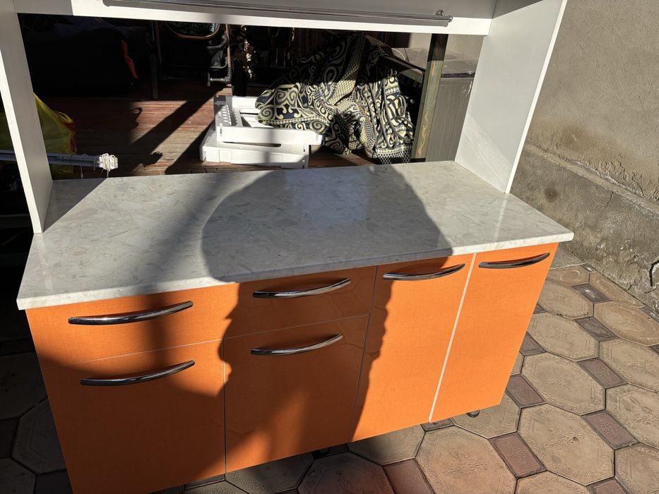 Продам кухонный гарнитур