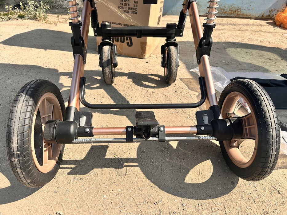 Коляска для детей , новая