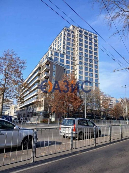 Продава се Двустаен апартамент в Бургас, Център - 88 кв.м за 1368 €/кв.м - Снимка #8