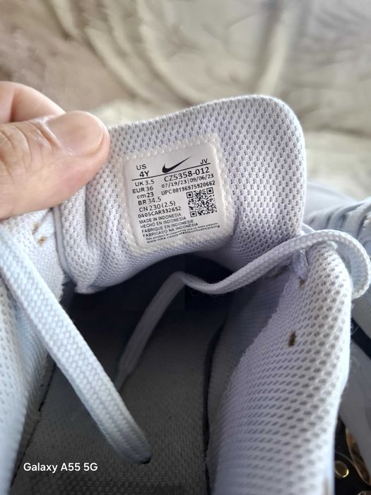 Маратонки  Nike