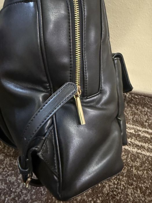 LIU JO Раница Gondra от еко кожа с джоб с капаче