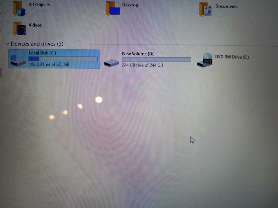 Leaptop Toshiba Satellite L70-C-12R-diagonala 17.3", 6Gb,memorie 512Gb