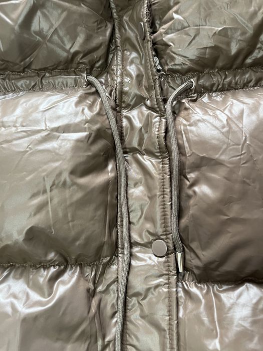 Продам новую куртку теплая