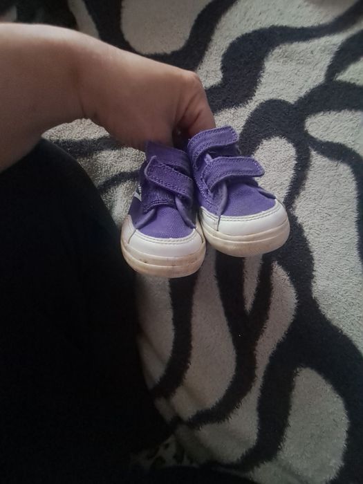 Teniși Nike bebelusi