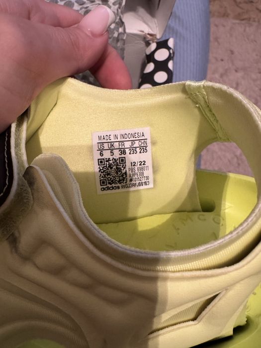 Новые сандали adidas