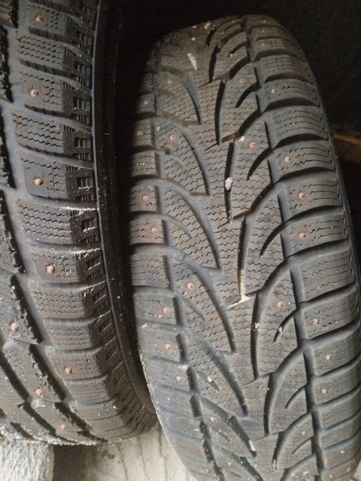 Шины зимние на 17