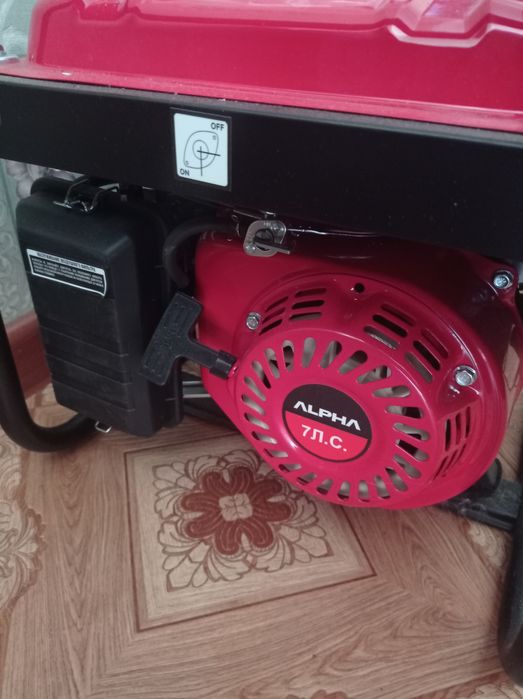 Продам бензиновый генератор