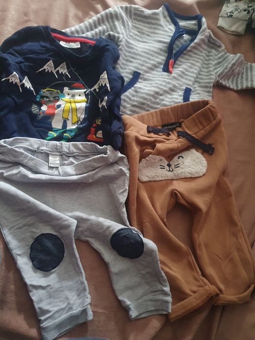 Vând compleuri  mărimea 62, 86 ,și 92