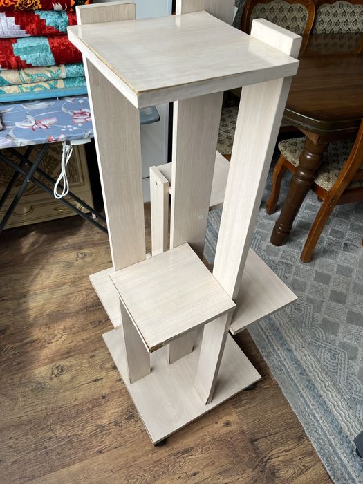 Подставка для цветов