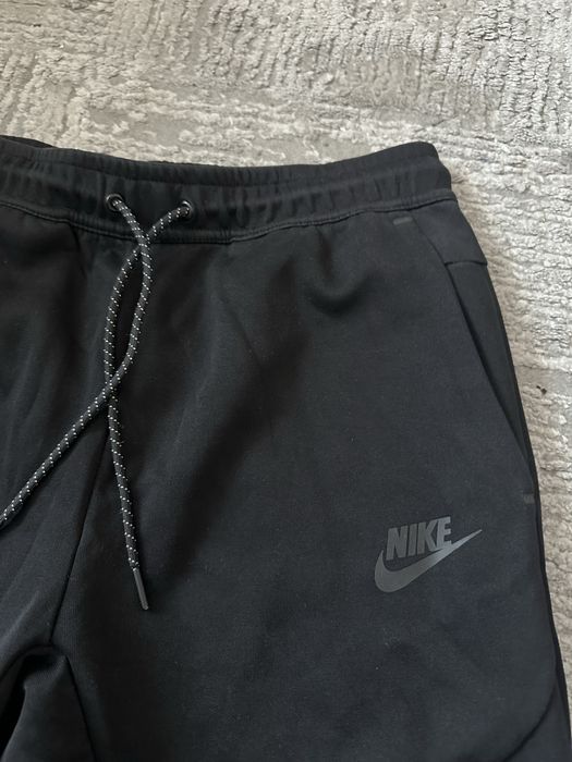 Pantaloni Nike Tech fleece