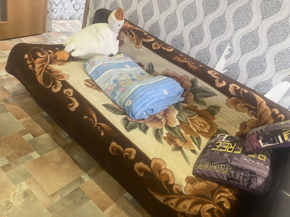 Прадом  деван  удобны хорошы