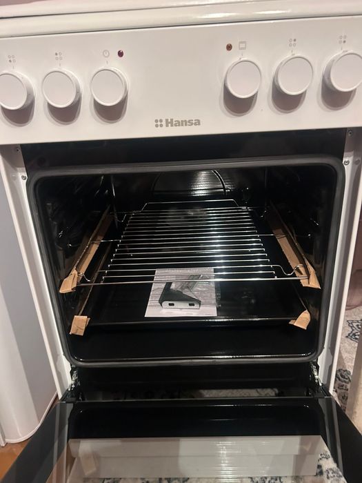 Продам электрическую плиту