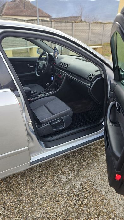Audi A4 1.9 D  131 Cp  6 Viteze [Scaune Încălzite , Xenon]