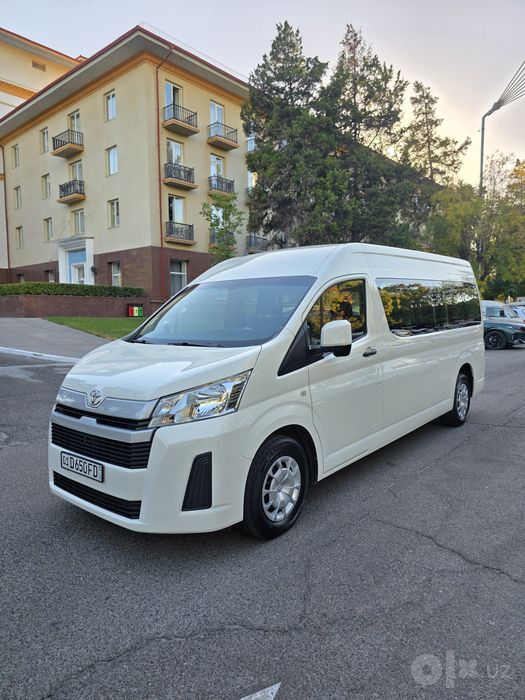 Toyota Hiace sotiladi srochna