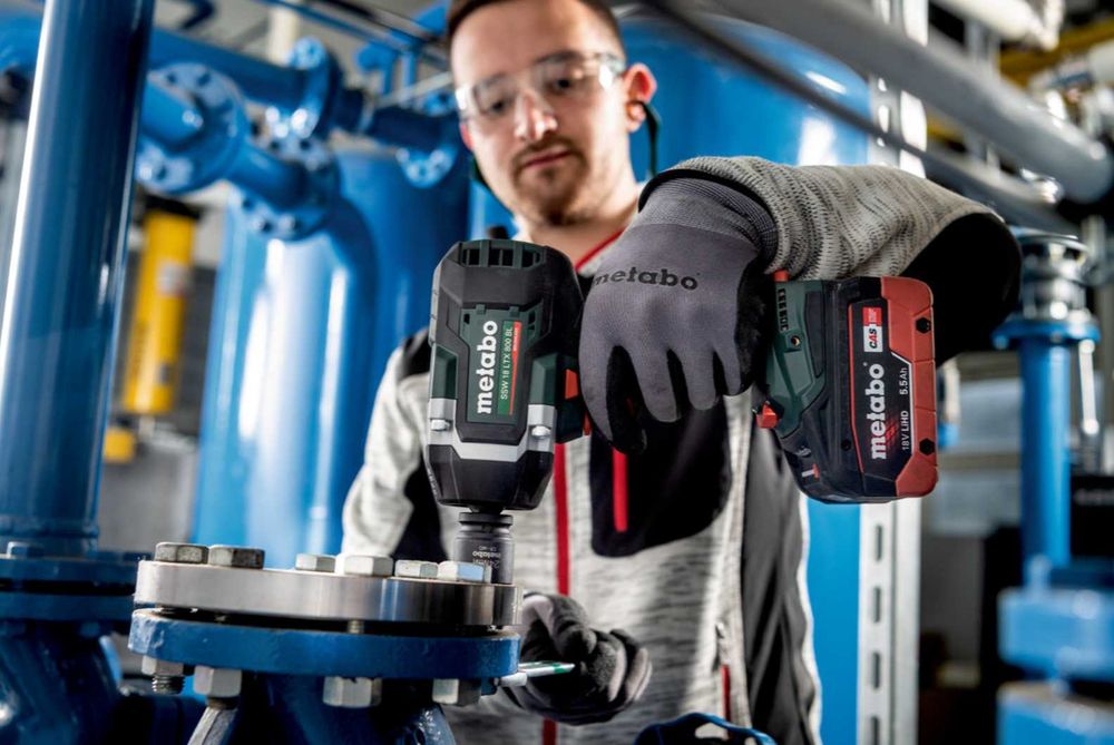 Акумулаторен ударен гайковерт Metabo SSW 18 LTX 800 BL