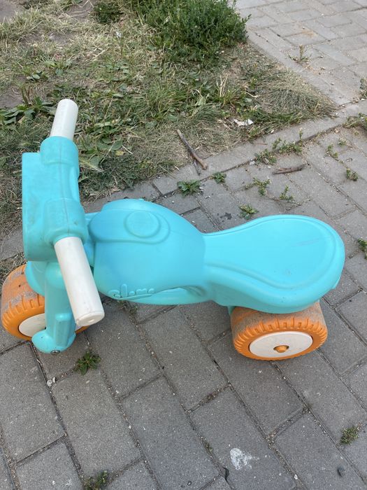 Продается беговел для 1,5-3 лет