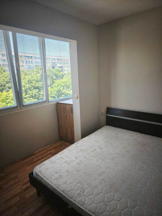 Дава се под наем Тристаен апартамент в Варна, Чайка - 70 кв.м за 700 € - Снимка #10