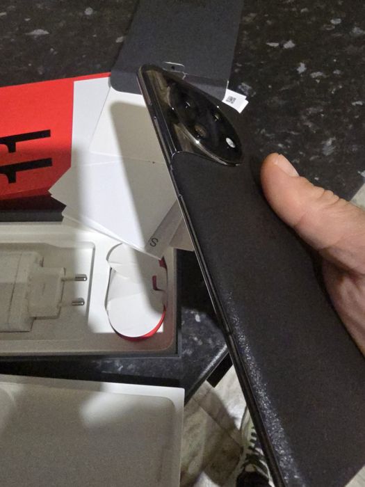 Oneplus 11 model top 16/256