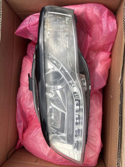 Faruri audi a4 b7 an 2005