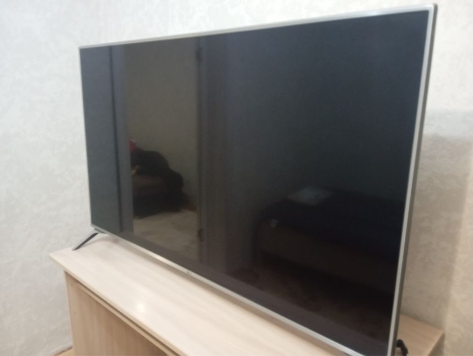 Продам smart tv LG 55UJ651V