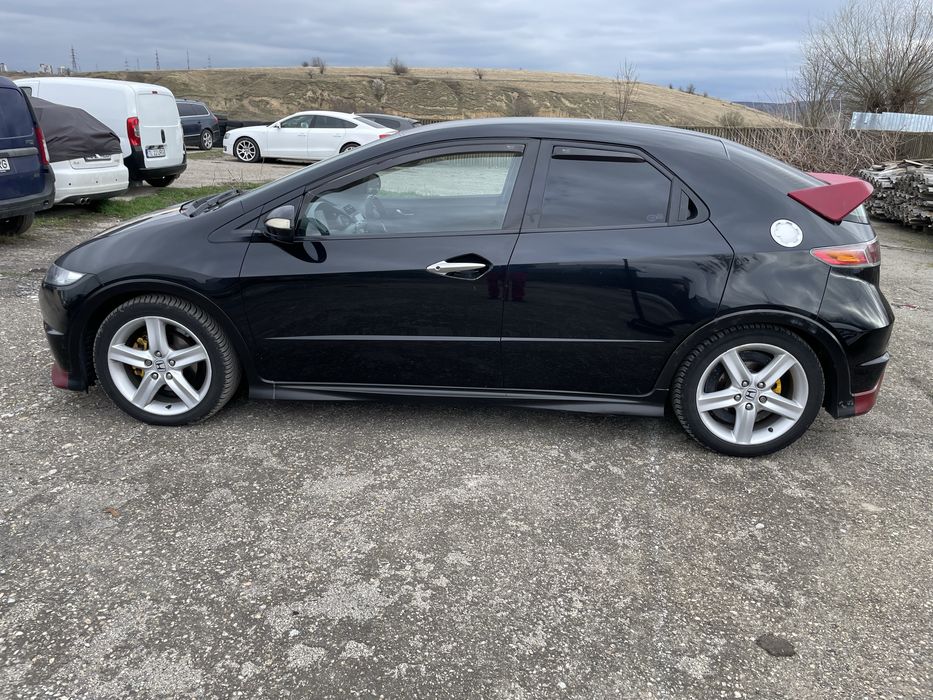 Vand sau schimb cu auto pe brnzina.