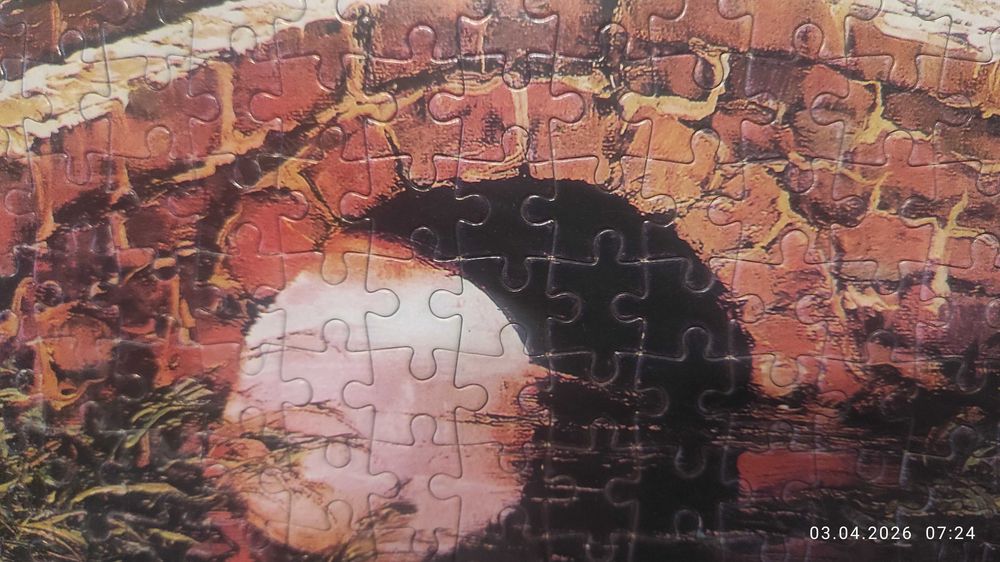 АРТ пъзел нов РАМКИРАН "Къща сред зеленината" - Рент Уитхар