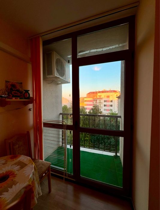 Свободно студио на нощувки в с.Равда на 150м от плажа