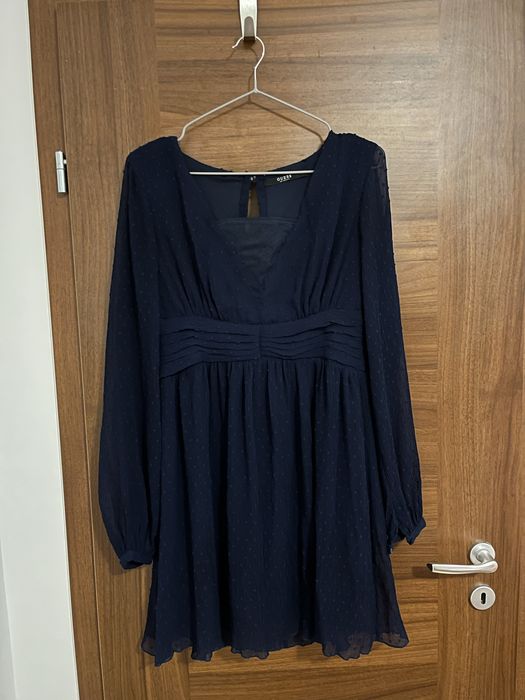 Рокля GUESS - размер S