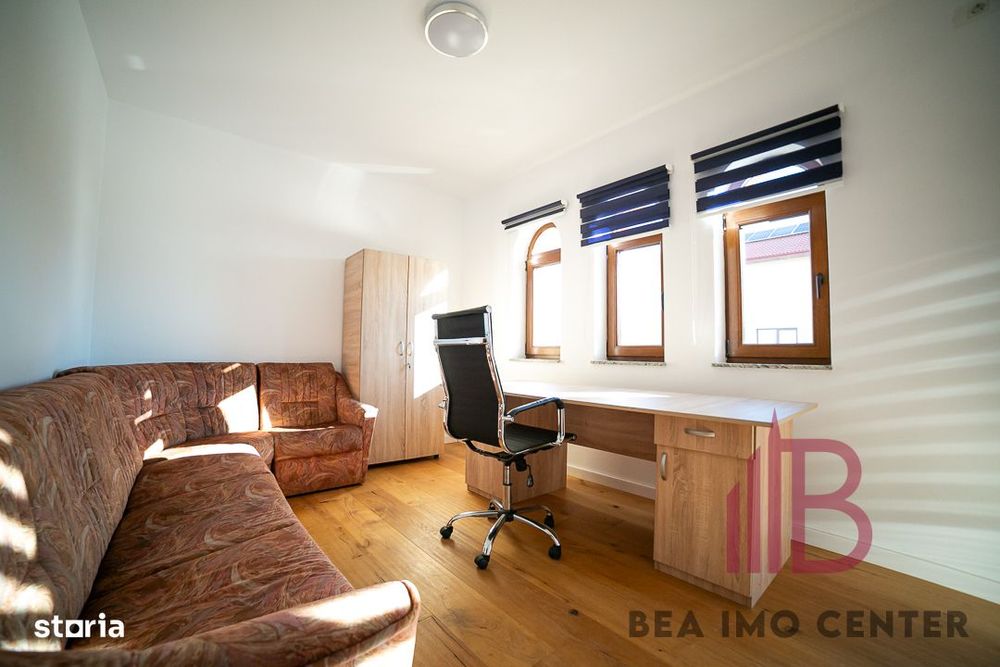 Casă versatilă , ideală atât pentru familie cât și pentru firmă!