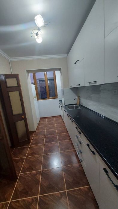 Аренда 2/2/5 Буз 2 ЭКО базар 2х комнатная срочно в аренду 2 этаж