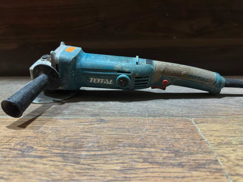 Ъглошлайф TOTAL - 1010W, 125 mm